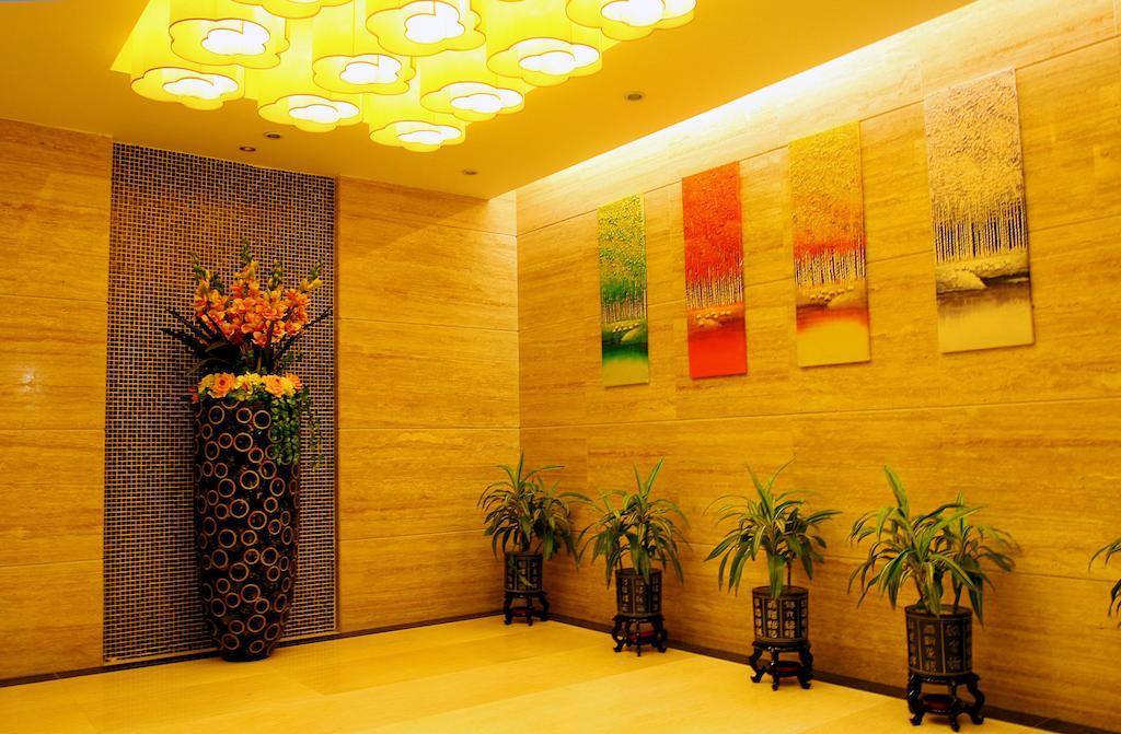 Shenzhen Luohu Railway Station Hotel - Commercial Building Exteriér fotografie